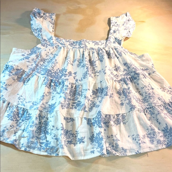 Monteau Blue and White Floral Cropped Square neck babydoll style Blouse Sz L - Picture 1 of 7